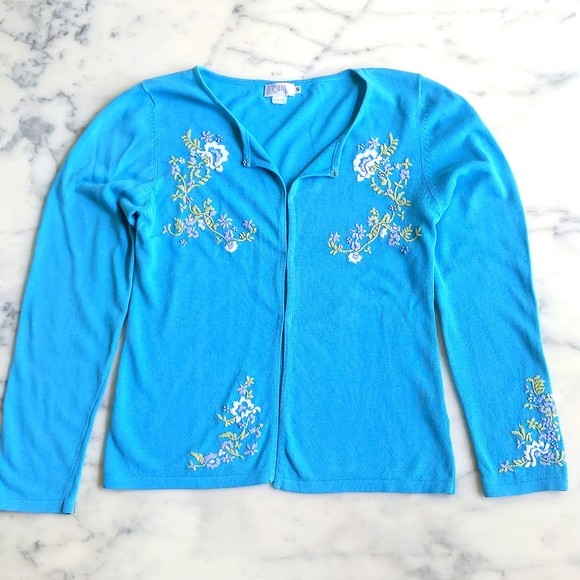 Cotton and Rayon Multi Color Flowers Embroidered Knit Cardigan and Cami Set. - Picture 5 of 8